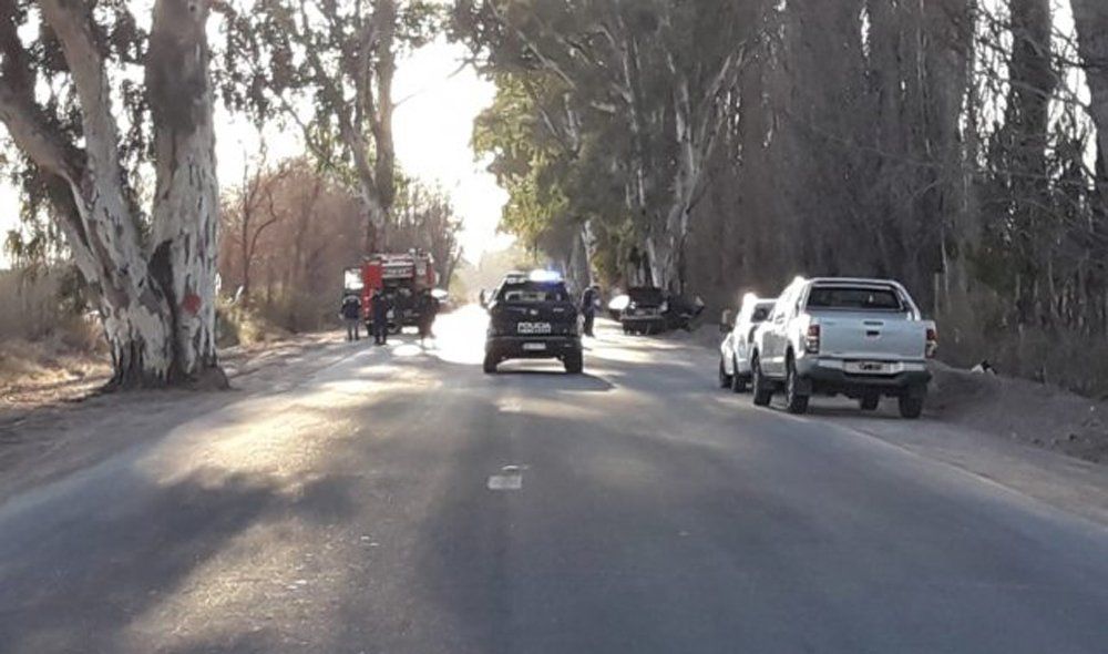 El conductor de un auto murió al chocar contra un árbol en San Rafael