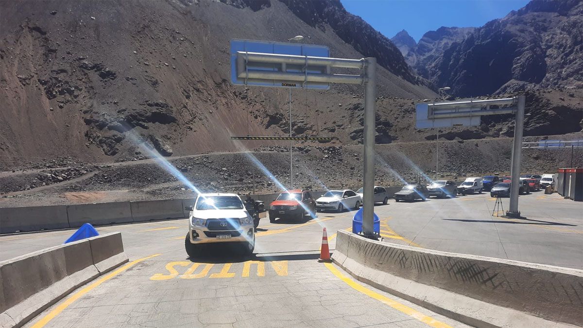 Las aduanas de ambos países se encuentran operativas para todo tipo de vehículos.