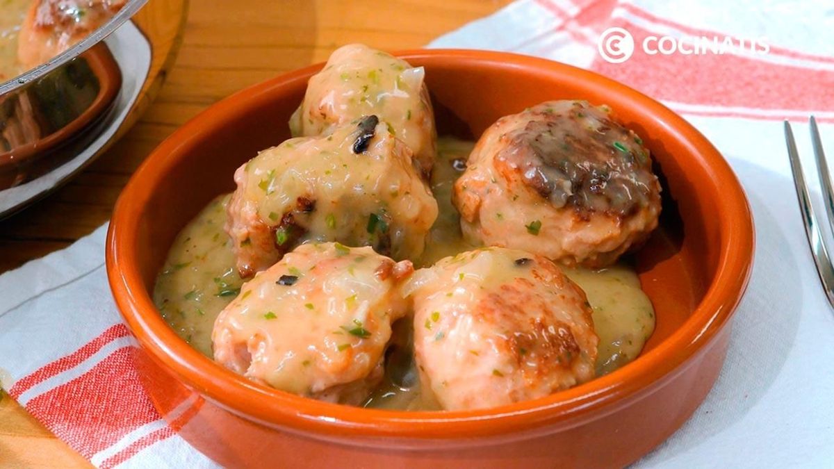 Albóndigas de pollo: recetón muy rico y sobre todo económico Albóndigas de pollo: recetón muy rico y sobre todo económico