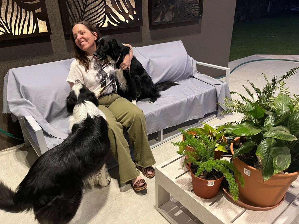 Laura Jimenez Herrero es cuidadora de mascotas a domicilio. Laura Jimenez Herrero es cuidadora de mascotas a domicilio.