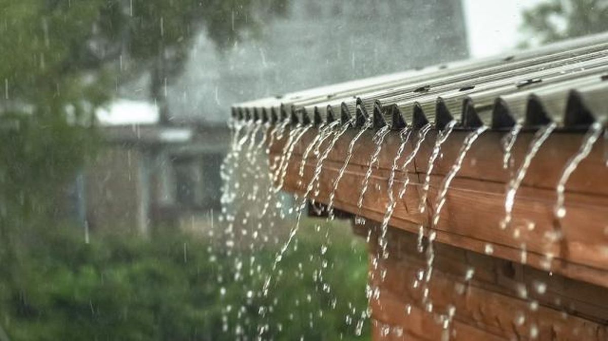 Muchas casas se vieron afectadas por la gran cantidad de lluvia Muchas casas se vieron afectadas por la gran cantidad de lluvia