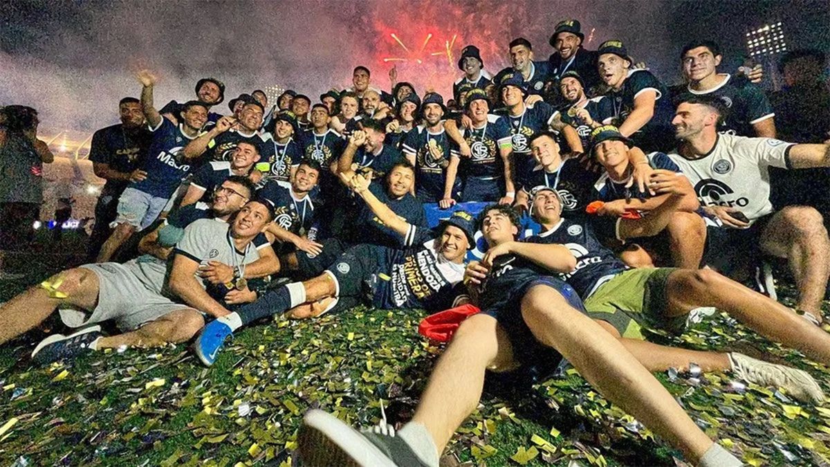 Independiente Rivadavia campe&oacute;n del 2023 y ascendido a la Primera Divisi&oacute;n.