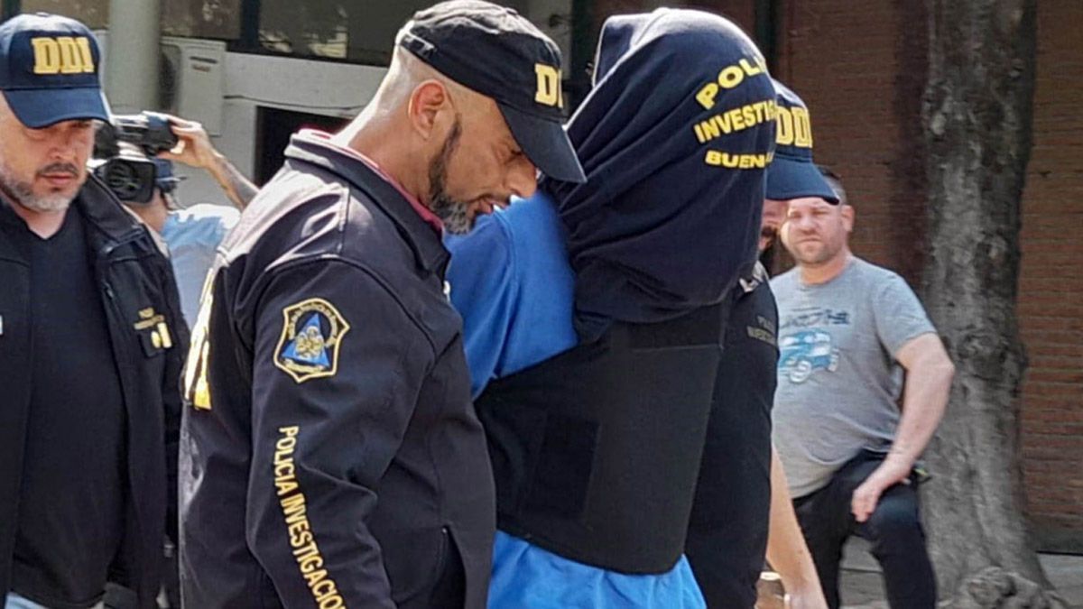 Doble crimen. Martín Del Río, imputado por asesinar a sus padres, cargó contra su hermano y su propia familia al ampliar su indagatoria ante los fiscales y el juez de San Isidro