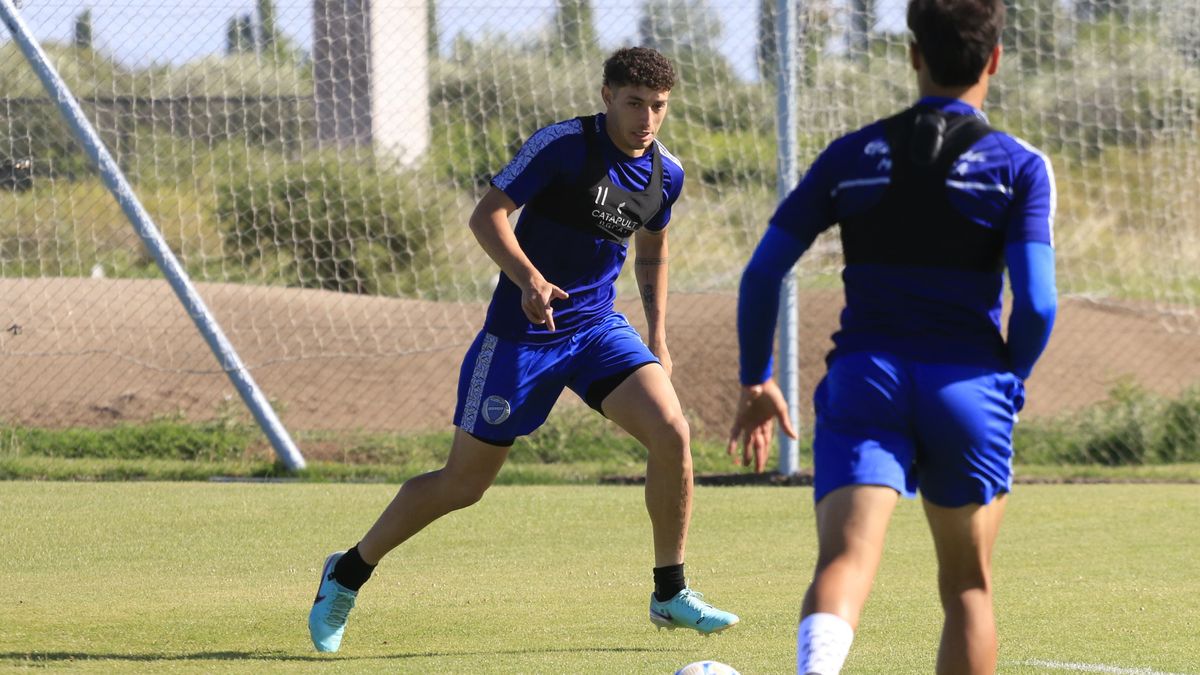 El Tomba se entrenó este lunes en Coquimbito de cara al choque ante el Xeneize. El Tomba se entrenó este lunes en Coquimbito de cara al choque ante el Xeneize.