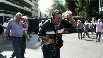 En Grecia, usaron gas pimienta contra los jubilados en una marcha