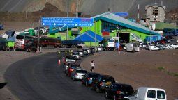 Habilitarán todas las cabinas del cruce fronterizo para evitar colapsos