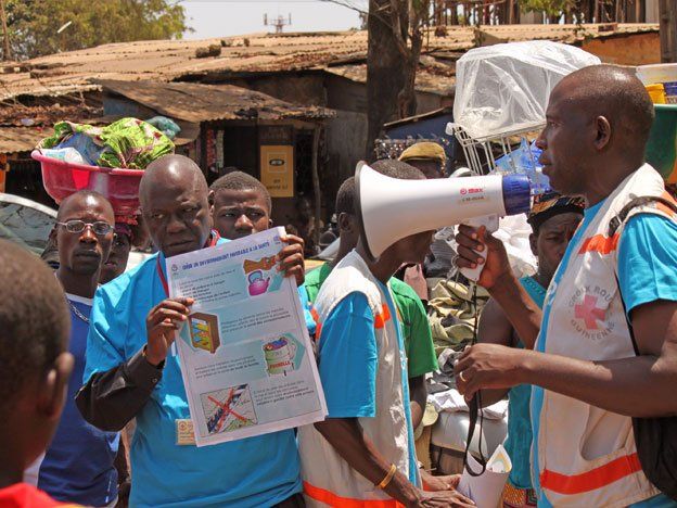 Los muertos por el virus del ébola ascienden a 78 en Guinea