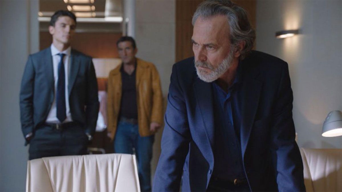 José Coronado, Alex González y Luis Zahera, grandes aciertos de un elenco admirable de Vivir sin permiso, de Netflix.