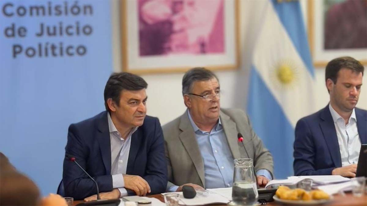 Omar De Marchi y Mario Negri, en la reunión de la comisión de juicio político a la Corte.