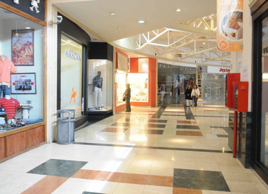 Cayó el consumo en los supermercados y shoppings