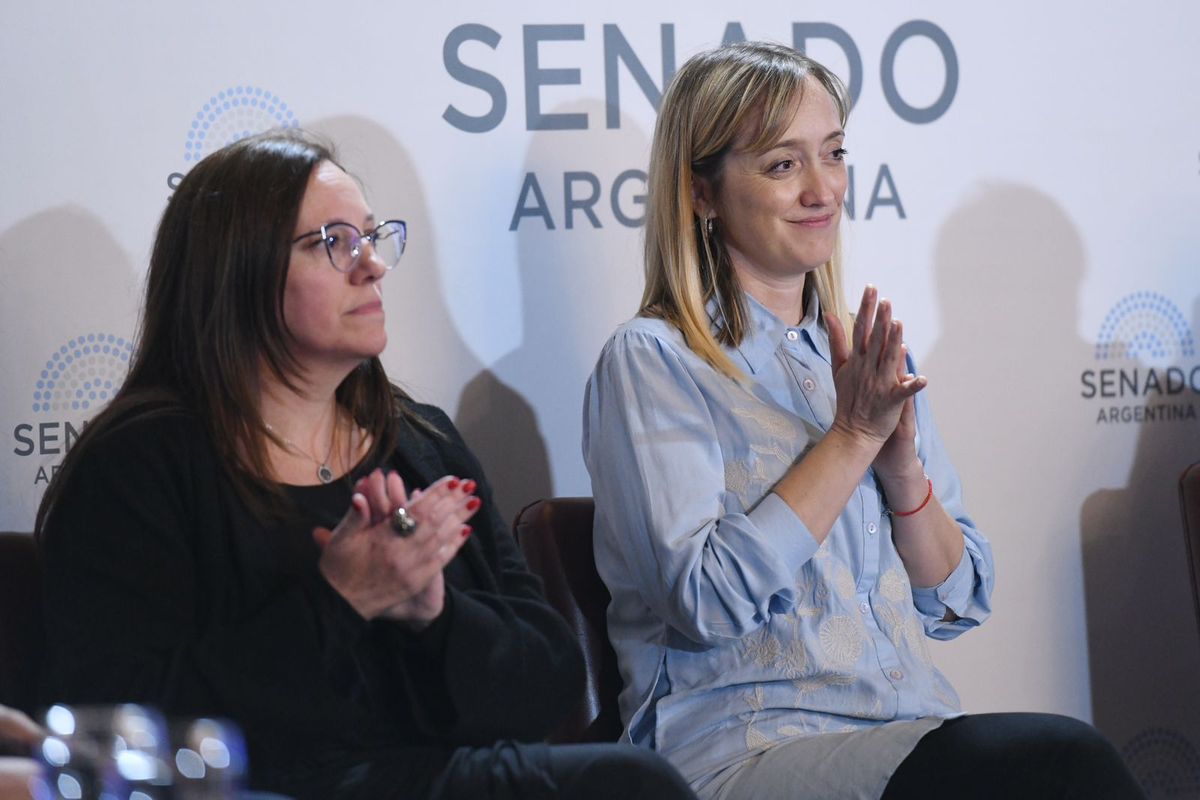 La senadora nacional Anabel Fernández Sagasti, y conductora de una parte del peronismo mendocino, fue nombrada veedora internacional en las elecciones de México. La senadora nacional Anabel Fernández Sagasti, y conductora de una parte del peronismo mendocino, fue nombrada veedora internacional en las elecciones de México.