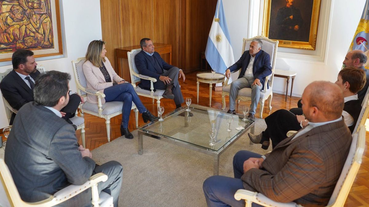 Durante la reunión, Cornejo y el funcionario del Gobierno de Brasil hablaron de gestionar financiamiento para obras clave para PRC Durante la reunión, Cornejo y el funcionario del Gobierno de Brasil hablaron de gestionar financiamiento para obras clave para PRC