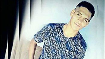 Buscan a un taxista que atropelló a un joven, lo mató y se fugó