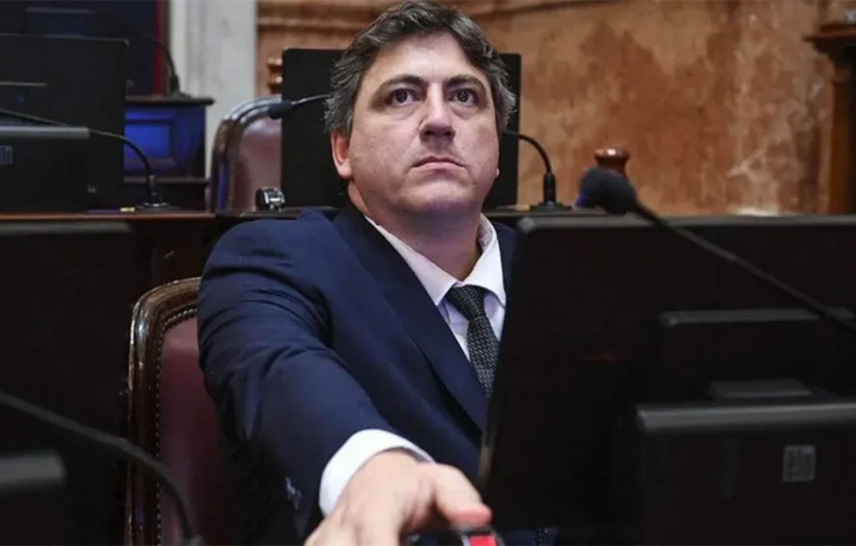 El senador libertario Francisco Paoltroni fue deportado de Venezuela