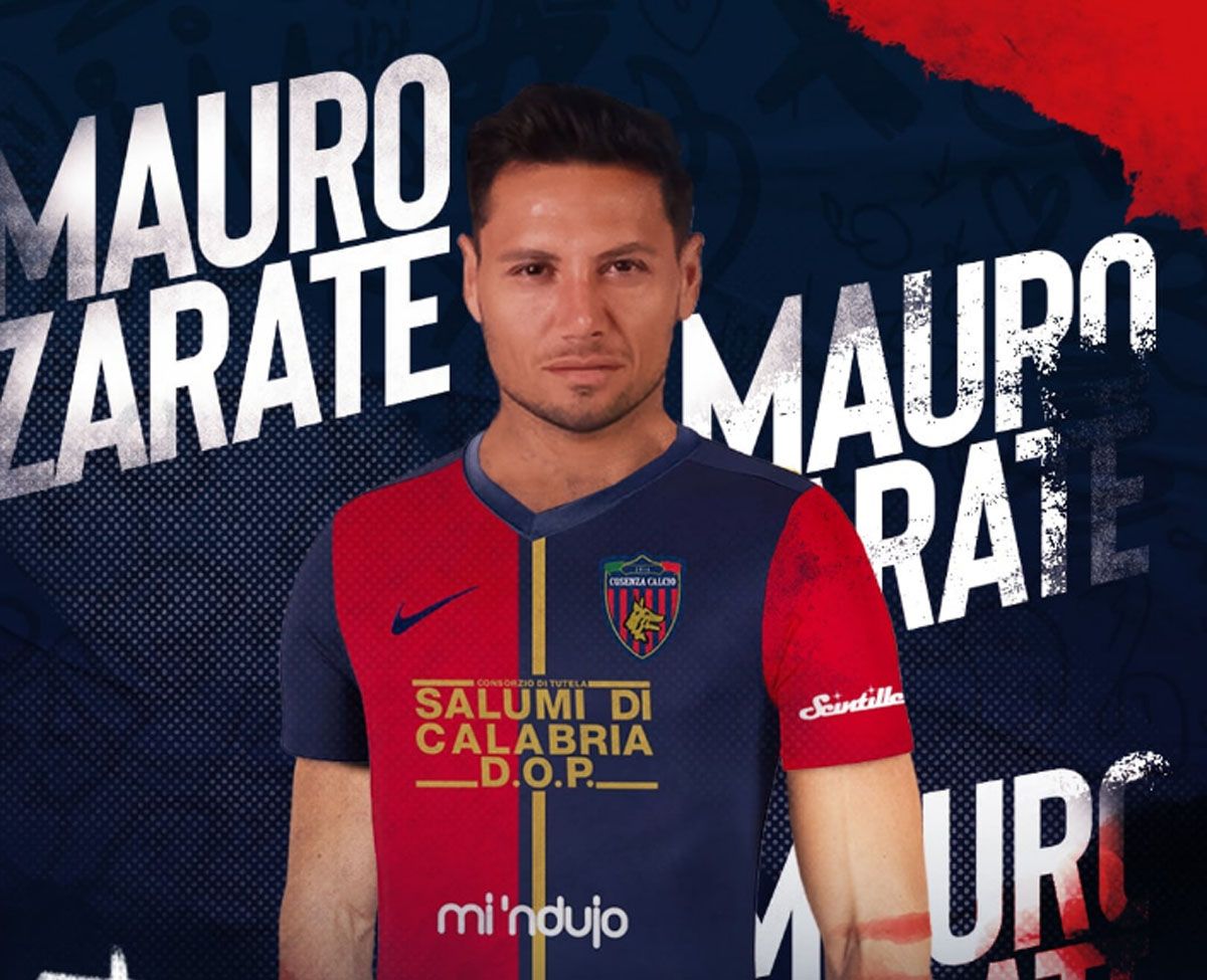 Mauro Zárate fue presentado por el Cosenza de Italia