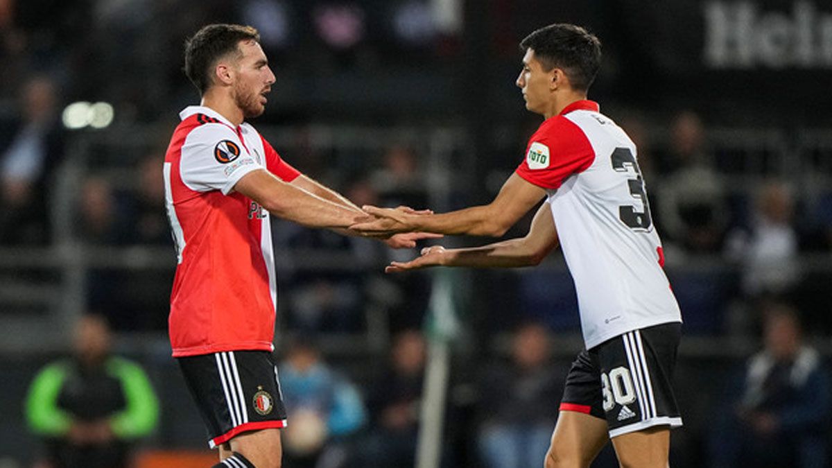 Ezequiel Bullaude se va ganando un lugar en el Feyenoord