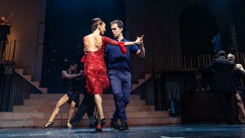 Berlín, de La Casa de Papel, bailó tango con Mora Godoy
