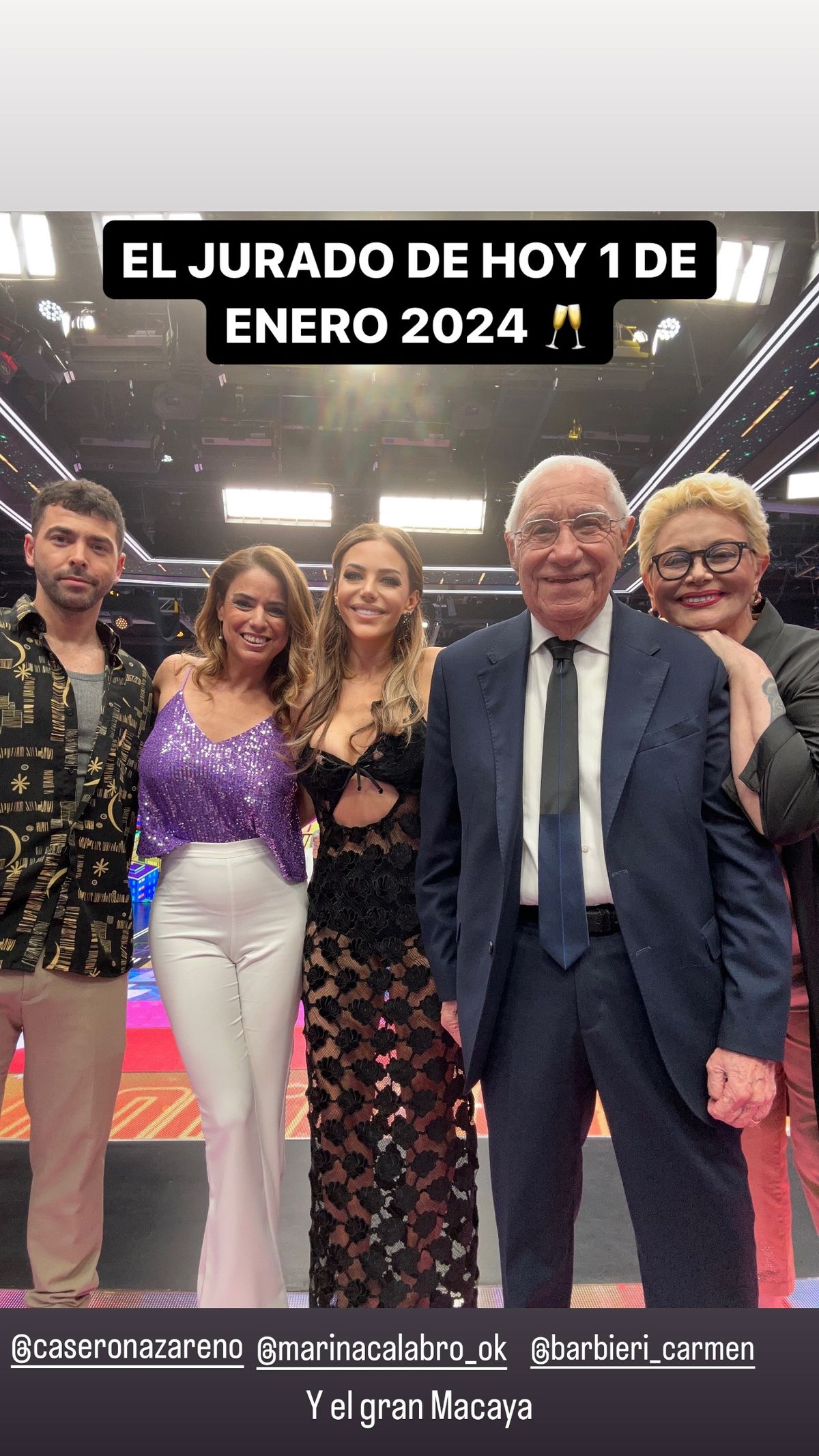 Evangelina Anderson deja ver su culotte con ultra transparencias de encaje y paraliza la tendencia furor.