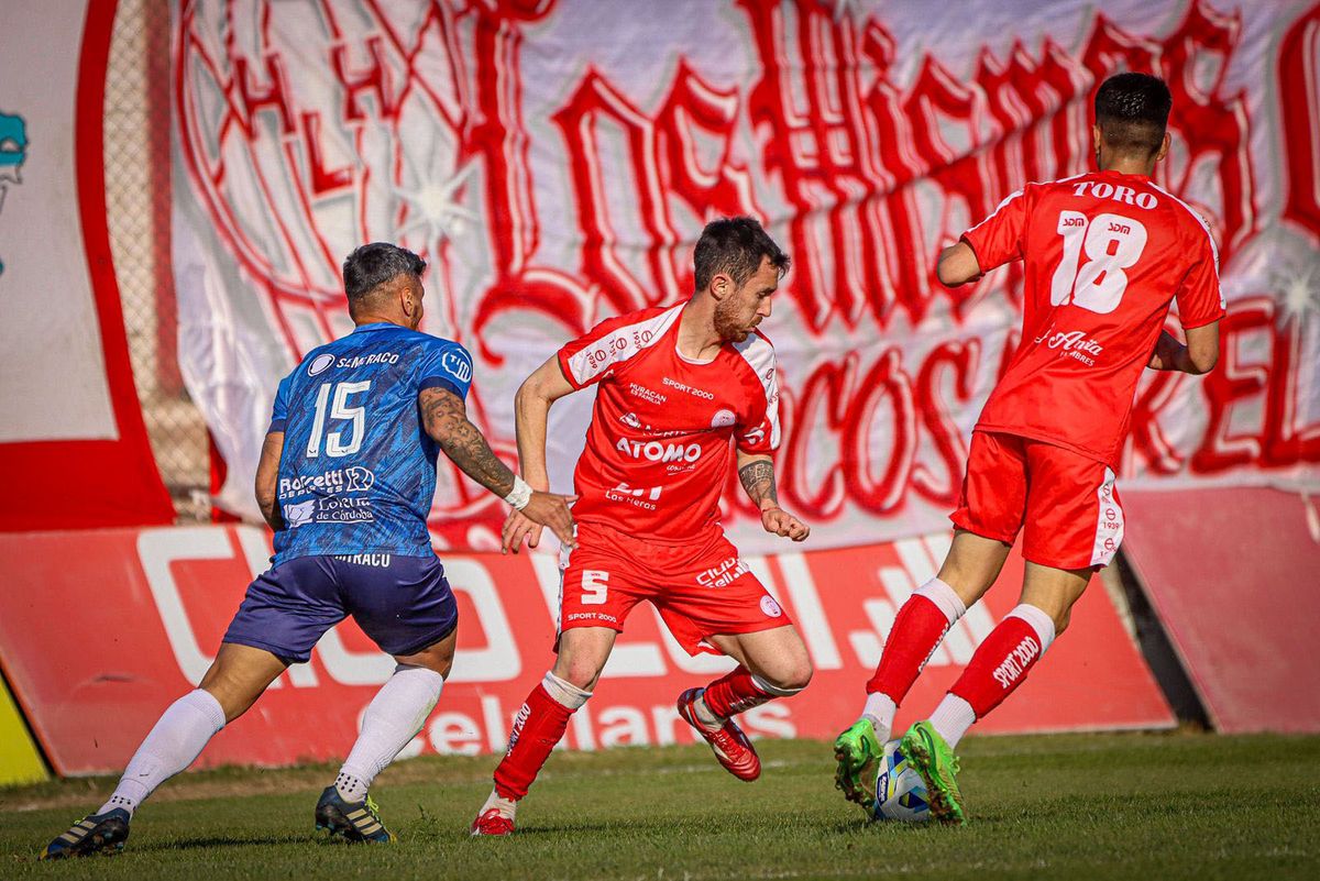 El Bichi González es muy importante en el mediocampo del Globo. El Bichi González es muy importante en el mediocampo del Globo.