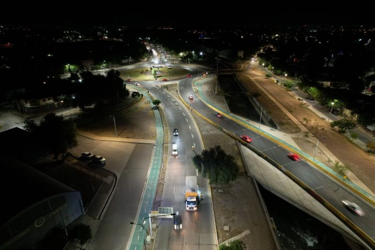 Buscan evitar molestias a los conductores. Por eso se trabaja de noche. Buscan evitar molestias a los conductores. Por eso se trabaja de noche.