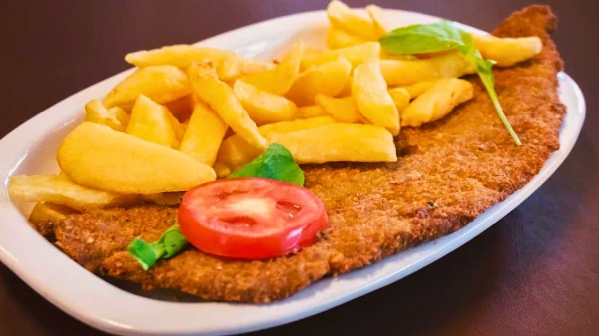 La milanesa, un clásico que dice presente en este bodegón. La milanesa, un clásico que dice presente en este bodegón.