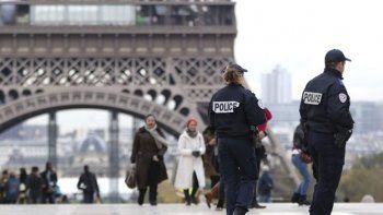 Unos 11.000 policías fueron movilizados para la cumbre del clima en París