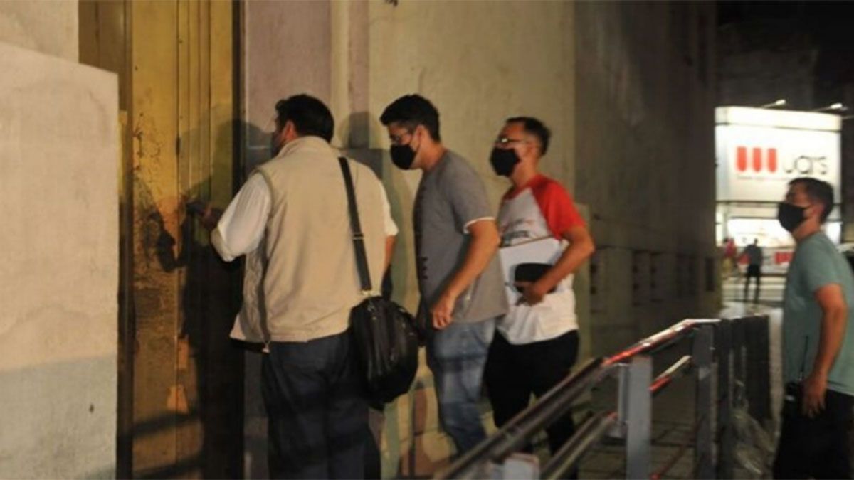 Vacunación vip: allanaron el Ministerio de Salud de la Nación