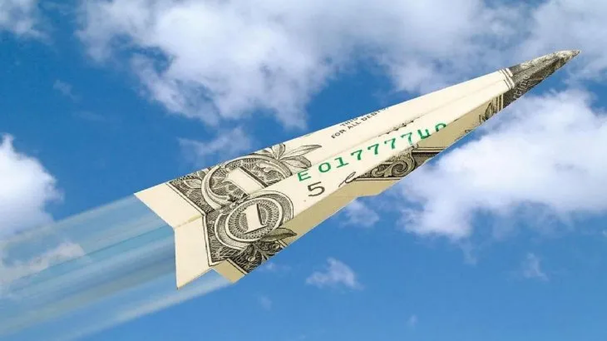 ¿Cuánto subirá el dólar en 2023?: el gurú máximo de la City predijo el precio de la divisa paralela