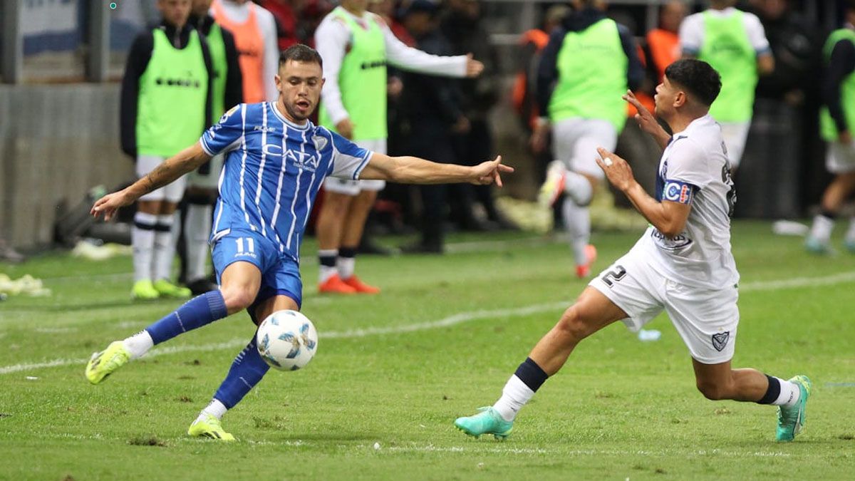 La derrota con Vélez marcó el fin de un ciclo en el Tomba (UNO/Nicolás Ríos).