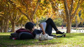 Tras un día muy agradable, ingresa un frente del sur que podría traer lluvias hacia la noche Tras un día muy agradable, ingresa un frente del sur que podría traer lluvias hacia la noche