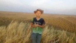 Tiene 7 años y cada día hace un esfuerzo tremendo por sus tareas: Seño