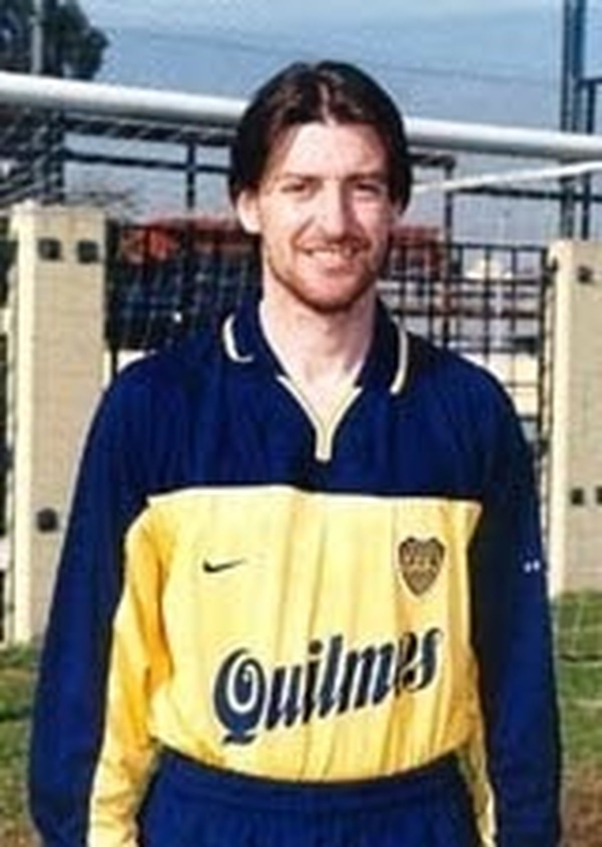 Berti en Boca Juniors, donde compartió equipo con Maradona. Berti en Boca Juniors, donde compartió equipo con Maradona.