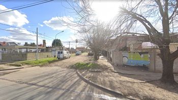Una mujer fue asesinada a puñaladas en su casa y por el crimen detuvieron a su hijo