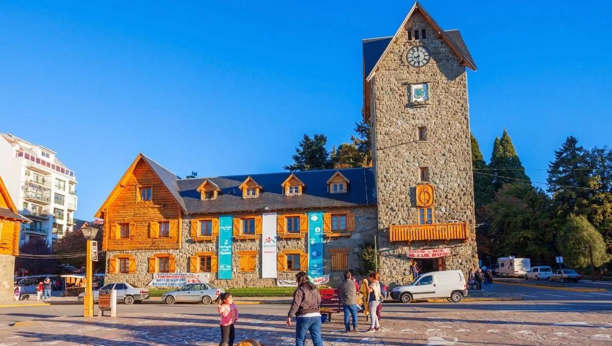 La importante decisión de Javier Milei sobre el feriado del 17 de agosto: ¿Habrá fin de semana largo?