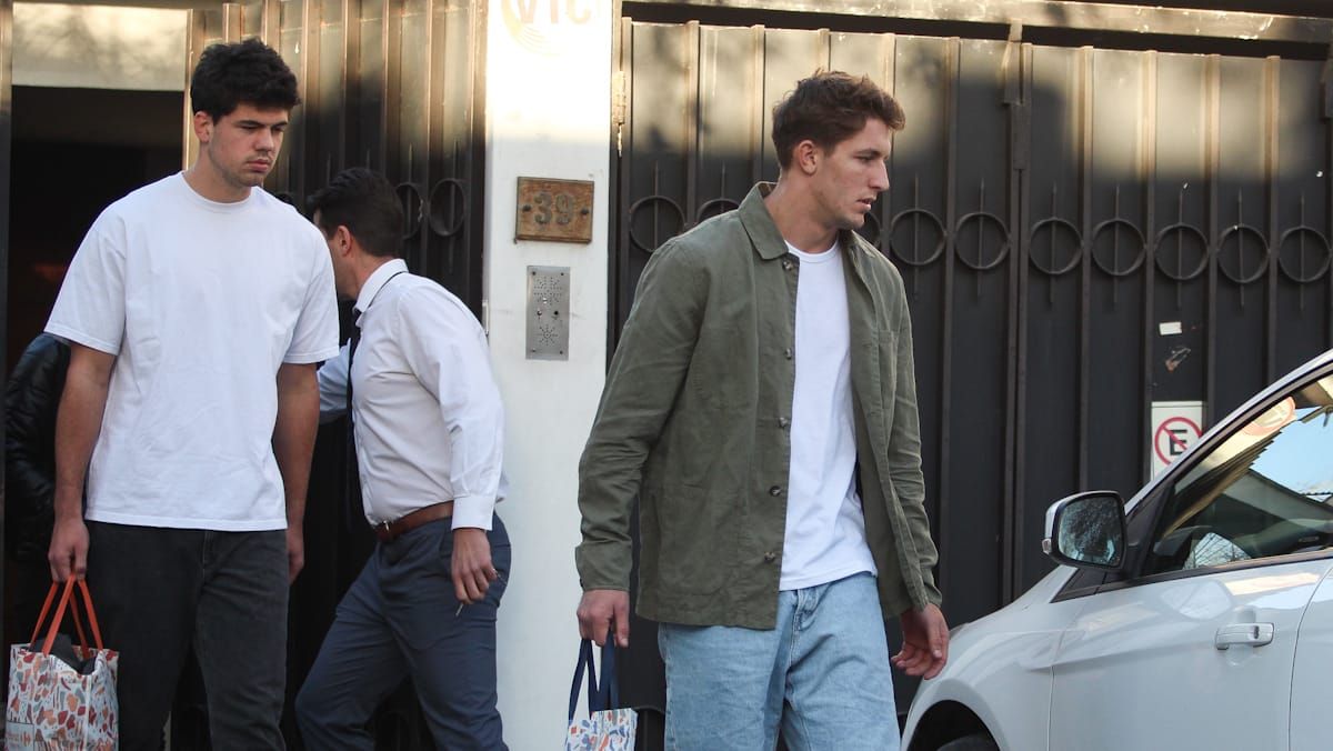 Oscar Jegou (21) y Hugo Auradou (21). Oscar Jegou (21) y Hugo Auradou (21).