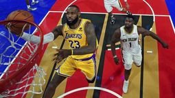 LeBron James brilló en los Lakers