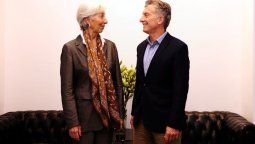 La primera de las 10 medidas de Macri para controlar el gasto público es congelar los salarios de empleados públicos