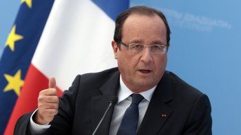 Hollande pidió a los franceses que no cedan 