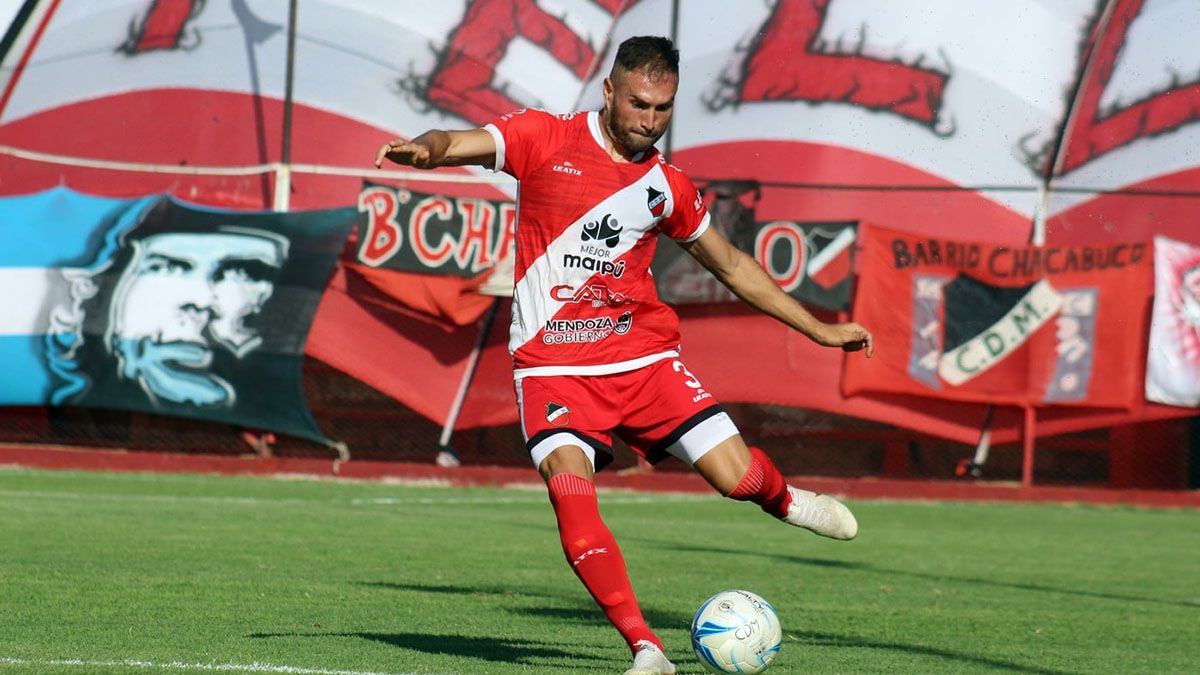 Fernando Moreyra, el buen defensor del Deportivo Maipú.