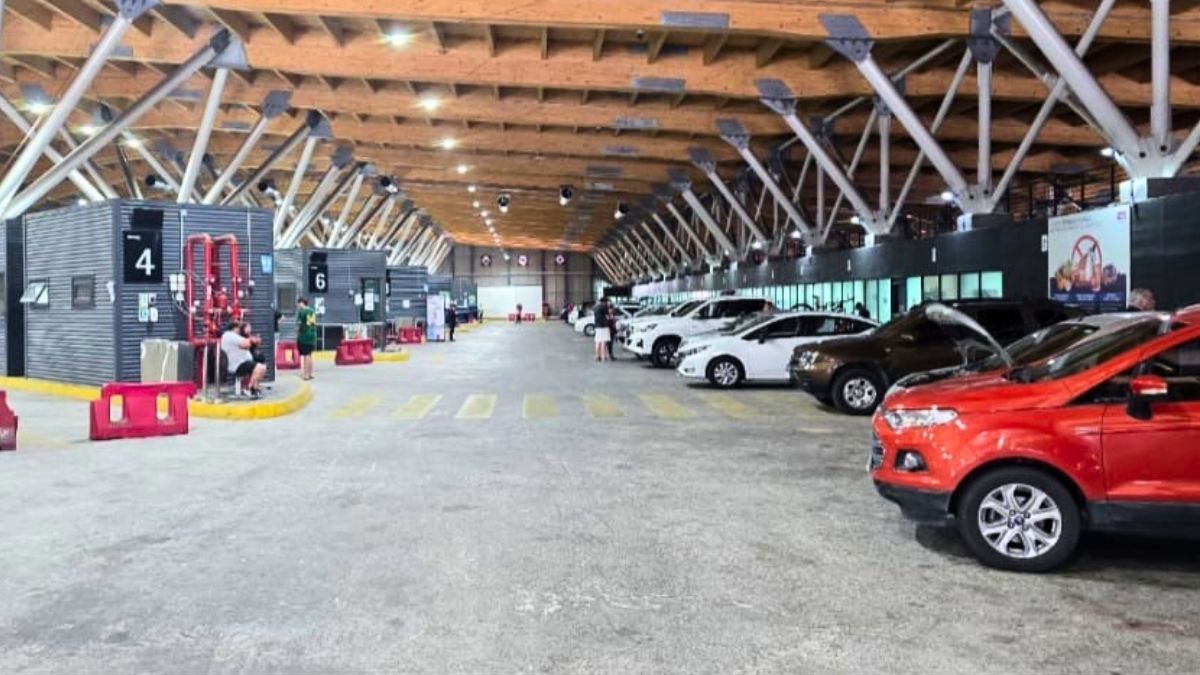 Poca gente en la aduana de Chile en la mañana del viernes 26 de diciembre. Poca gente en la aduana de Chile en la mañana del viernes 26 de diciembre.