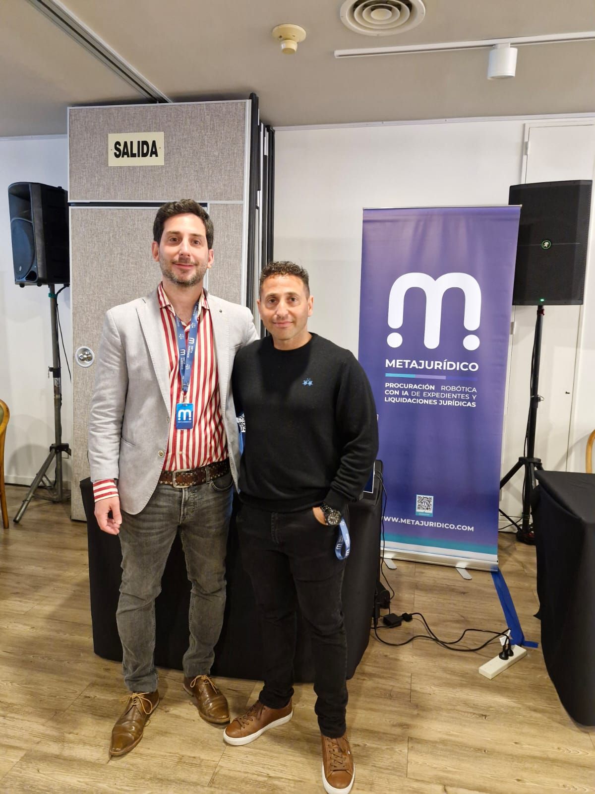 Mariano Jaramillo y Pablo Szejpiacki (el CTO de MetaJurídico) en la Feria Legaltech 2025 en el Colegio Público de la Abogacía de Capital Federal. Gentileza Mariano Jaramillo y Pablo Szejpiacki (el CTO de MetaJurídico) en la Feria Legaltech 2025 en el Colegio Público de la Abogacía de Capital Federal. Gentileza