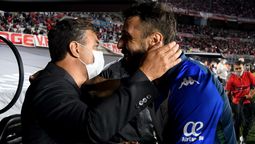 River y Vélez quedaron a mano en el Monumental