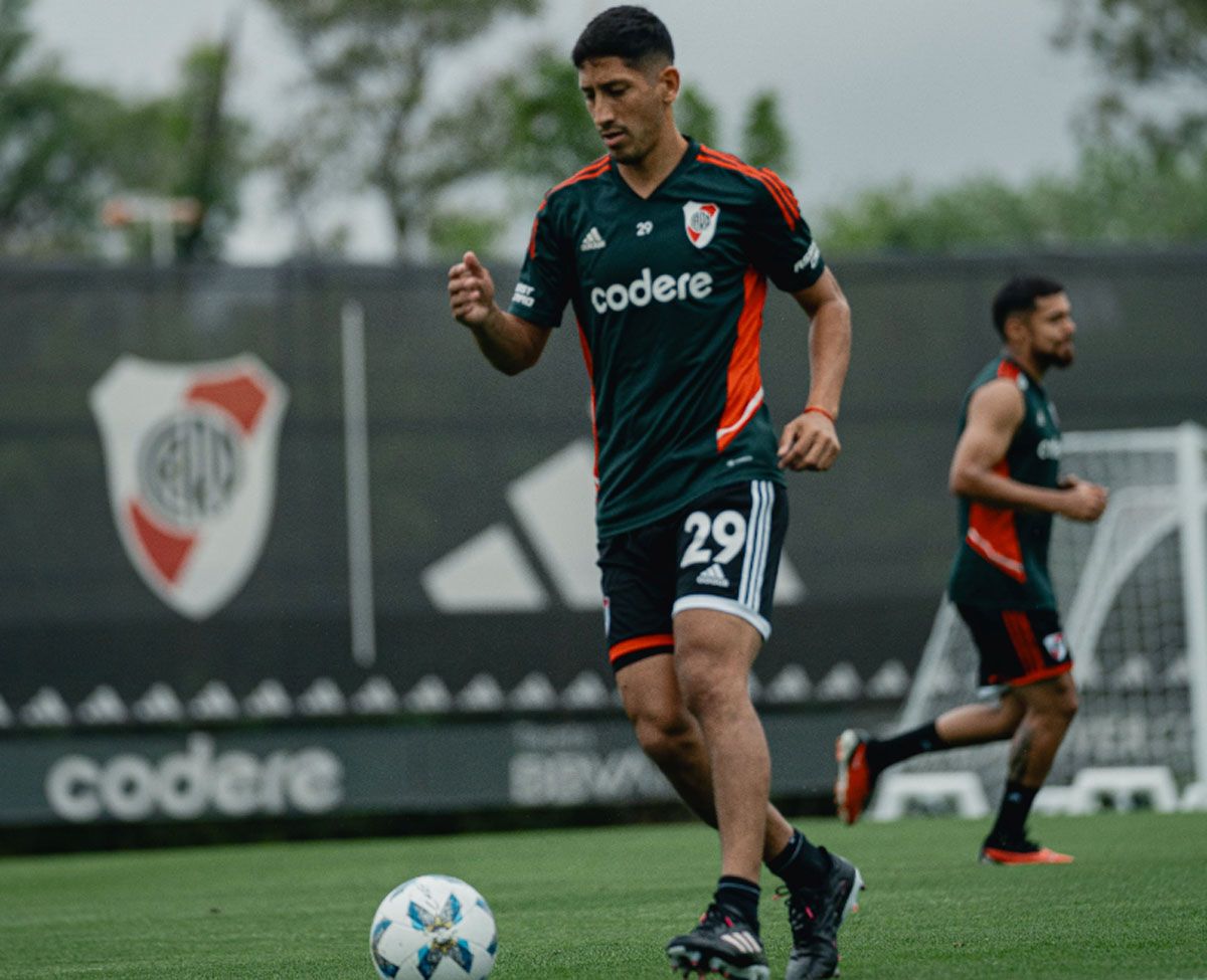 Rodrigo Aliendro sería titular en River para la semifinal de la Copa de la Liga Rodrigo Aliendro sería titular en River para la semifinal de la Copa de la Liga