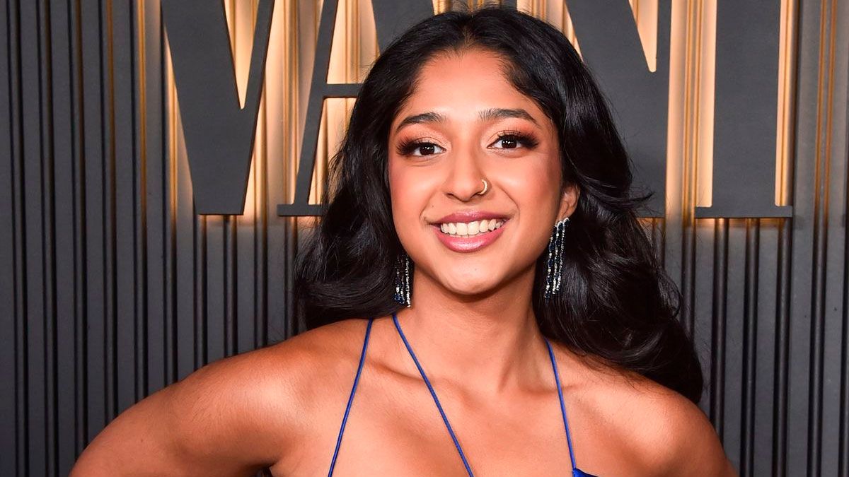 Maitreyi Ramakrishnan es la protagonista de Yo nunca, serie que está en Netflix.