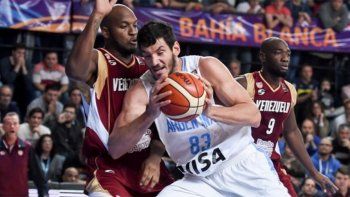 La selección de básquetbol llega a San Luis para jugar el jueves ante Venezuela