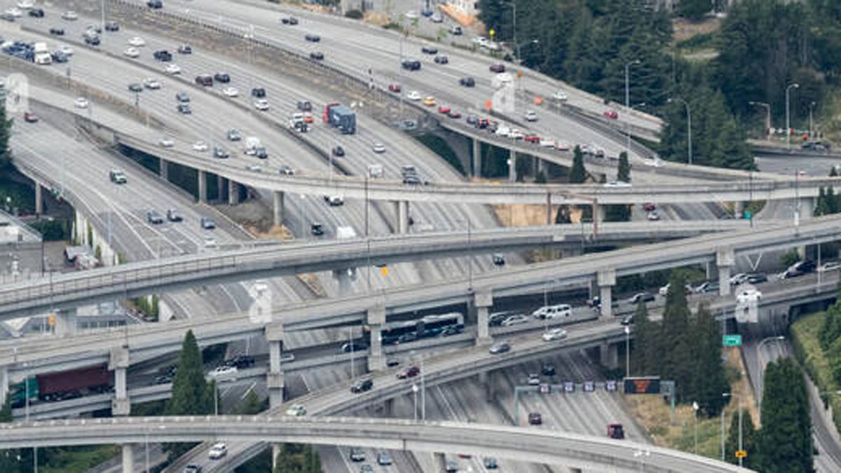 Las autopistas donde tuvo que manejar Emilia junto a un instructor, que se propasó con ella.