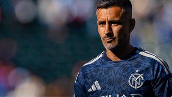 Maxi Moralez se rompió los ligamentos y puso en duda la continuidad de su carrera Maxi Moralez se rompió los ligamentos y puso en duda la continuidad de su carrera