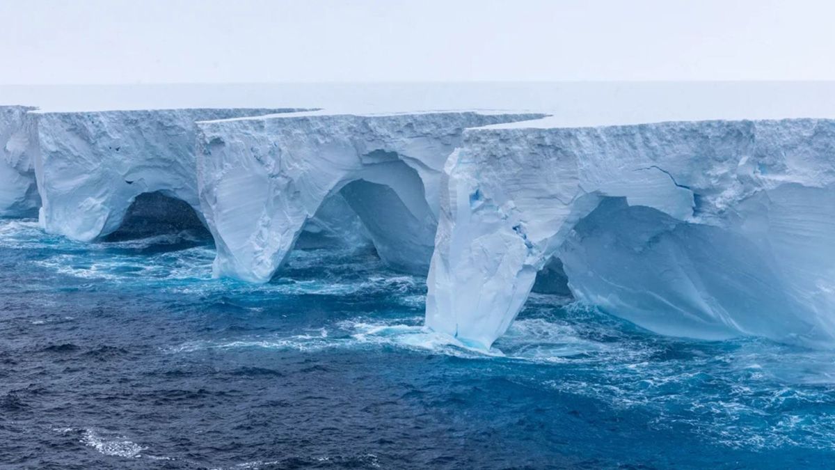 La pérdida de las masas de hielo de Groenlandia y la Antártida es generada especialmente por el cambio climático La pérdida de las masas de hielo de Groenlandia y la Antártida es generada especialmente por el cambio climático