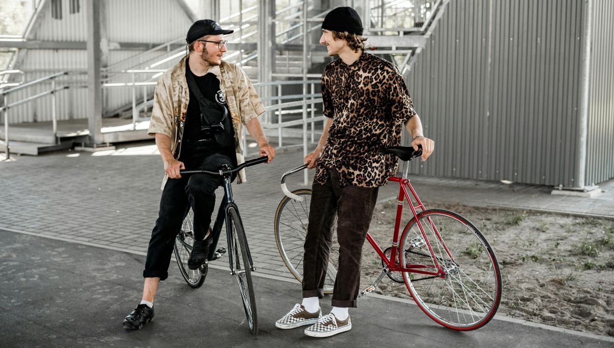 Las bicicletas de hombres son diferentes a las de las mujeres. Las bicicletas de hombres son diferentes a las de las mujeres. 