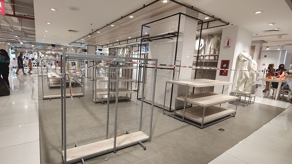 Así se ve la tienda Falabella en Mendoza luego de anunciar su retirada de la provincia